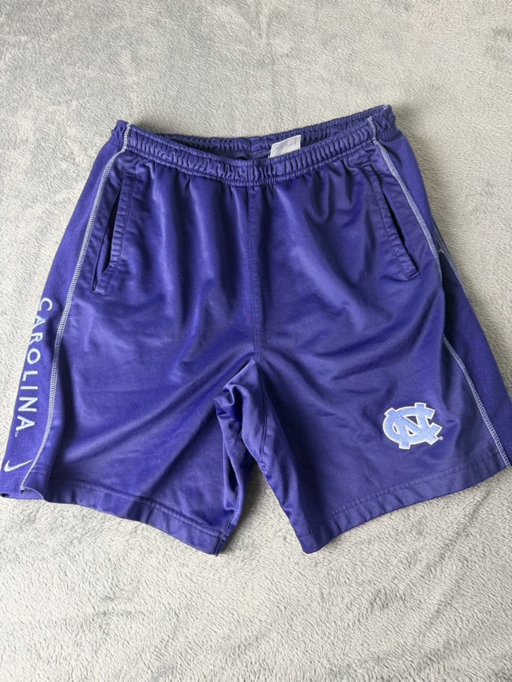 Vintage Nike Team UNC North Carolina Tar Heels Football Basketball Shorts Size M